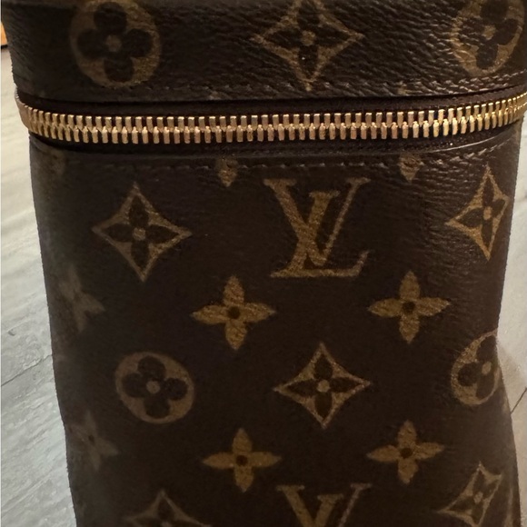 Louis Vuitton Brown Monogram Toiletry Bag - Picture 4 of 4